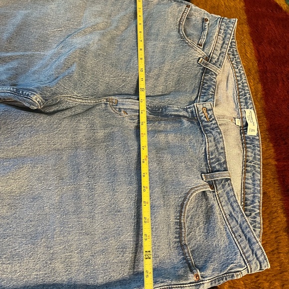 Abercrombie & Fitch High Rise Denim Jeans - Picture 6 of 9